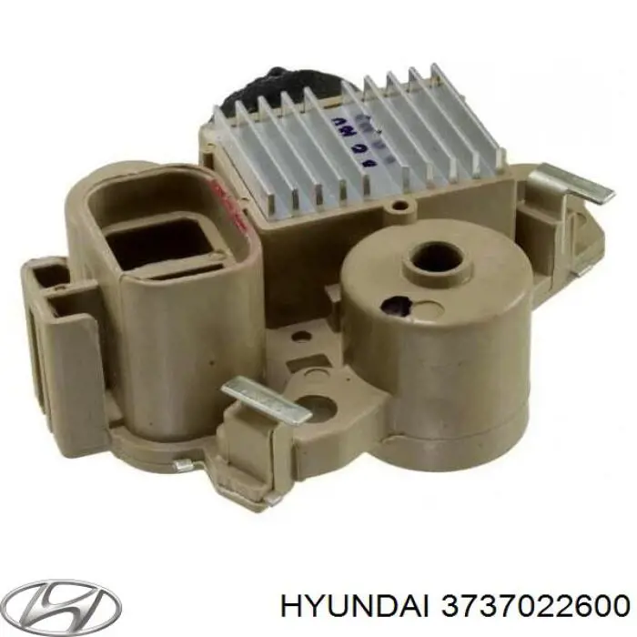 3737022600 Hyundai/Kia реле-регулятор генератора, (реле зарядки)