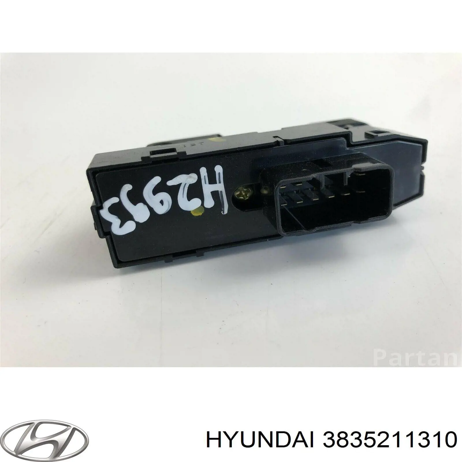 Кнопковий блок керування склопідіймачами задній Hyundai Ix35 (LM) (Хендай Ix35)