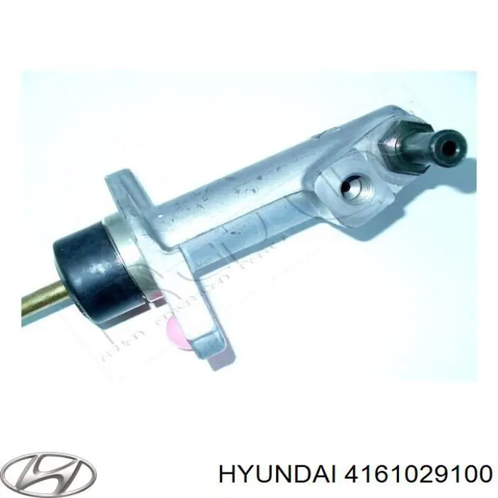 Головний циліндр зчеплення на Hyundai Lantra II 