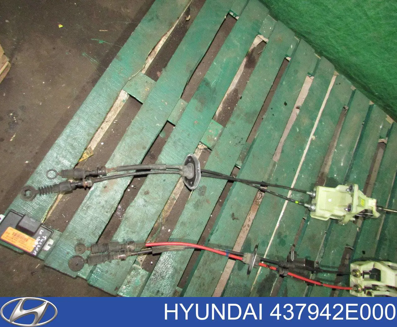 Трос перемикання передач, здвоєний Hyundai/Kia 437942E000 ціна, від 19.00 USD