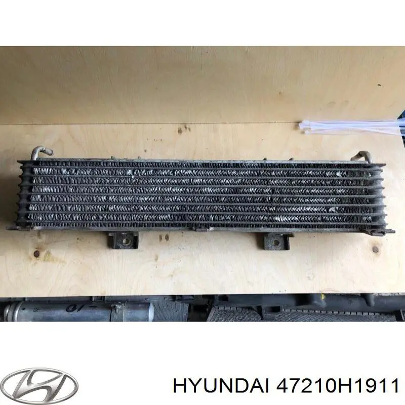 Радіатор масляний Hyundai/Kia 47210H1911 ціна, від 190.95 USD