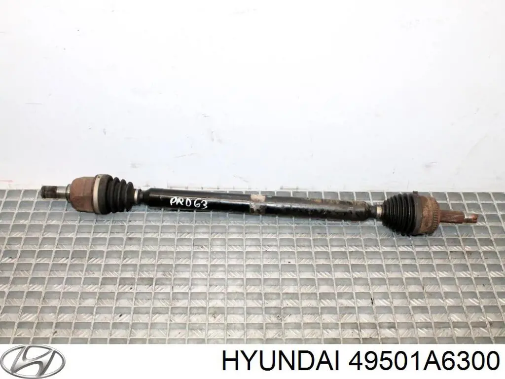 Купити Піввісь права Hyundai I30  GDH
