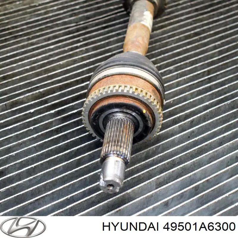  Піввісь права Hyundai I30 