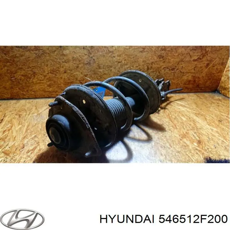 Стійка передня, ліва Hyundai/Kia S546512F200