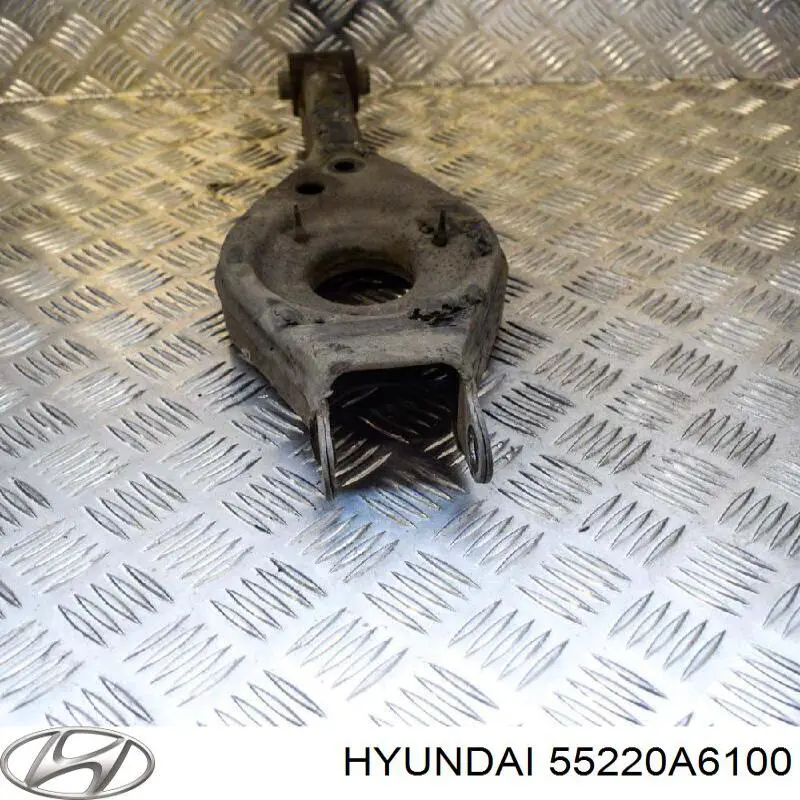 Важіль задньої підвіски поперечний, правий 55220A6100 Hyundai/Kia
