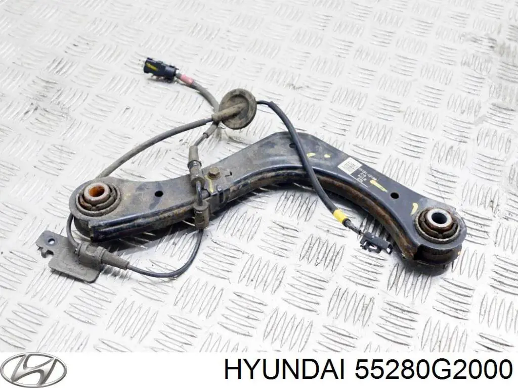 Важіль/тяга задньої підвіски подовжній нижній, правий на Hyundai IONIQ (AE)