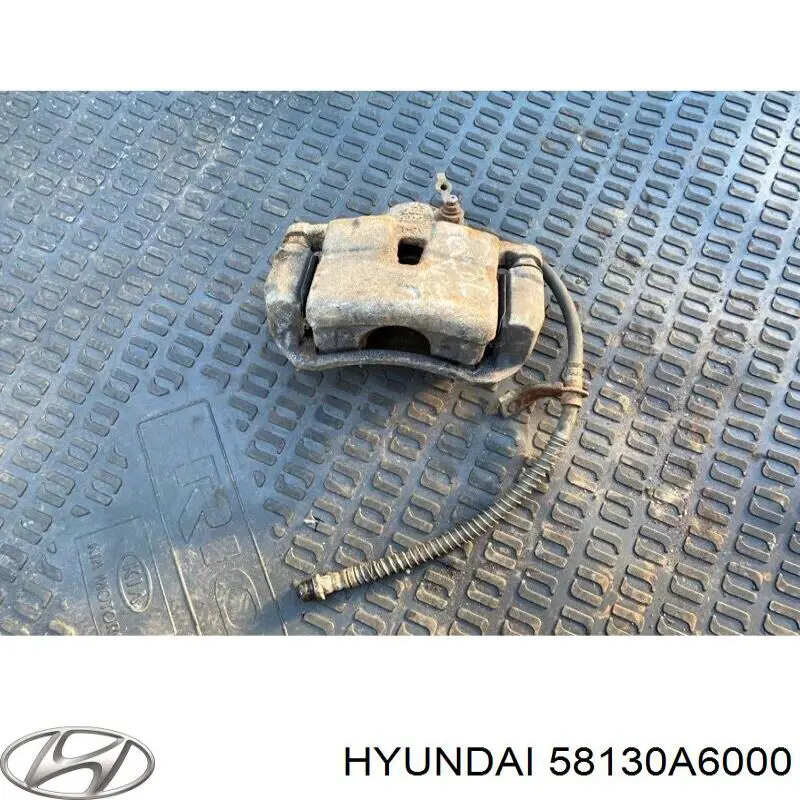 58130A6000 Hyundai/Kia супорт гальмівний передній правий