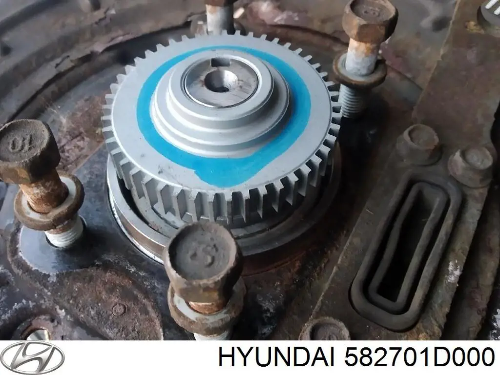  582701D000 Hyundai/Kia