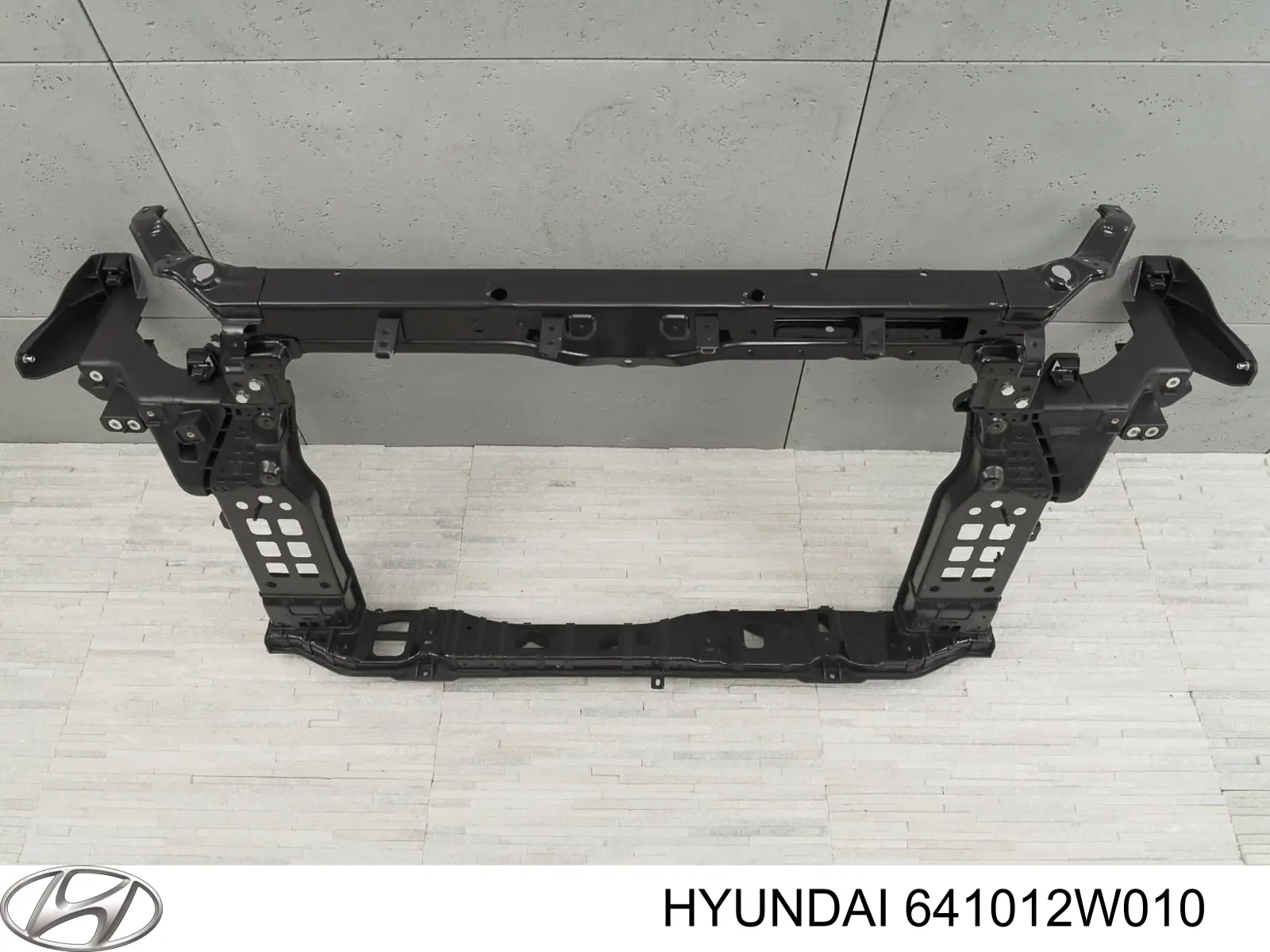641012W010 Hyundai/Kia супорт радіатора в зборі/монтажна панель кріплення фар