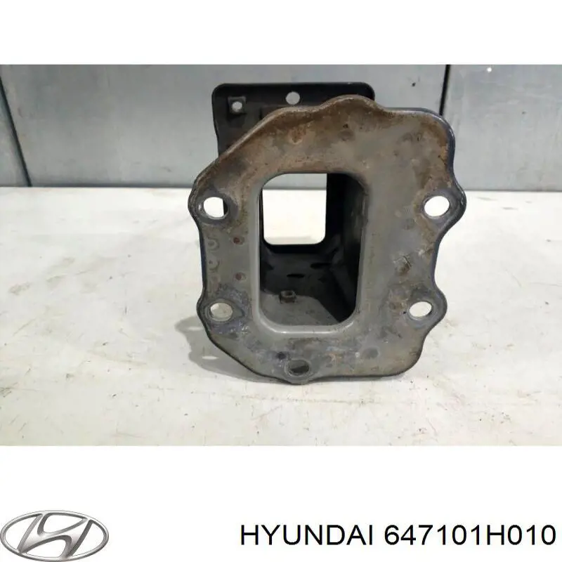 Кронштейн підсилювача переднього бампера Hyundai/Kia 647101H010 ціна, від 19.75 USD