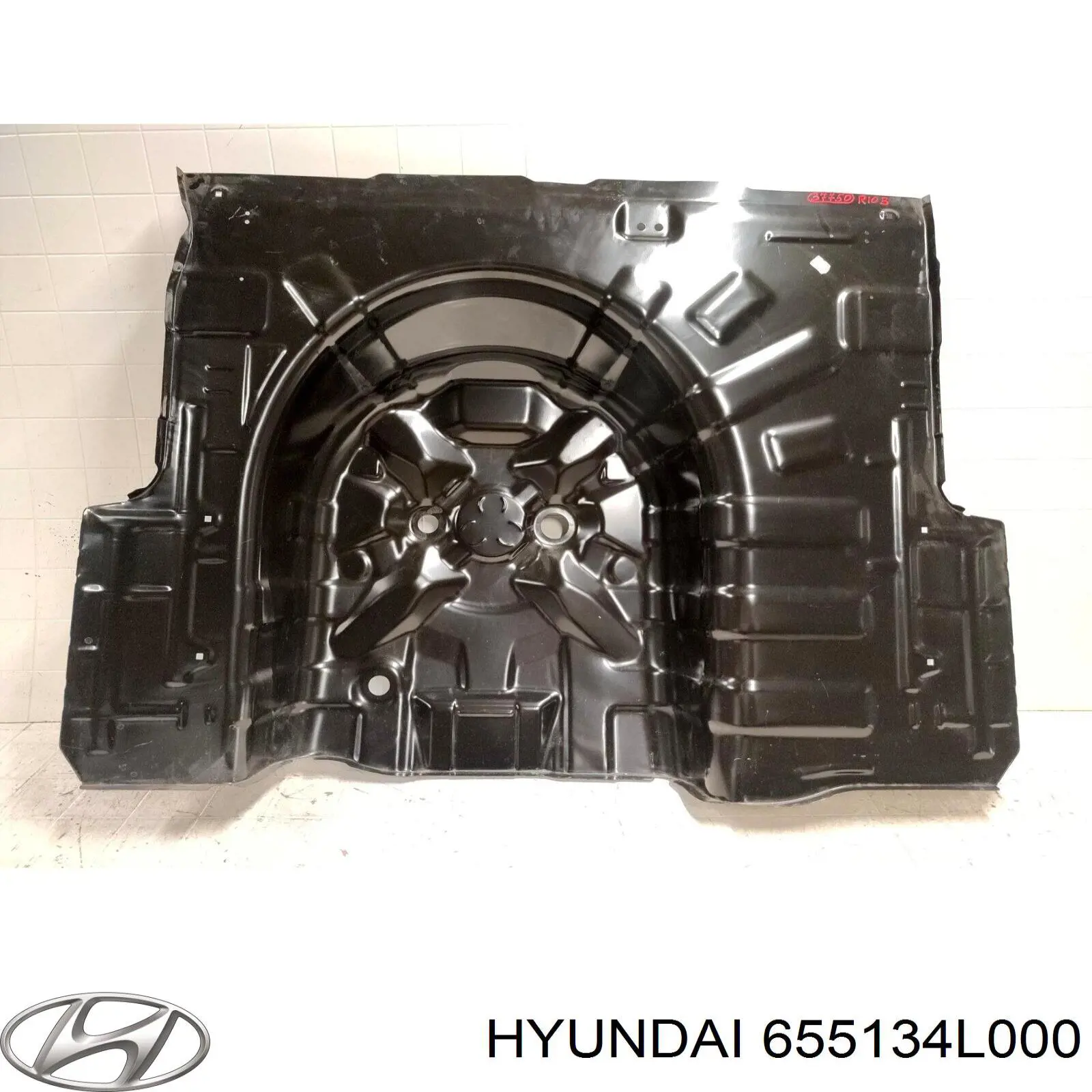 655134L000 Hyundai/Kia днище багажника/ніша запасного колеса