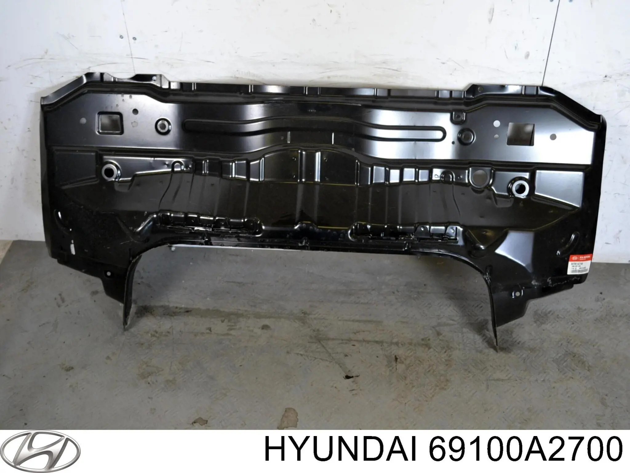 69100A2700 Hyundai/Kia панель задня, багажного відсіку