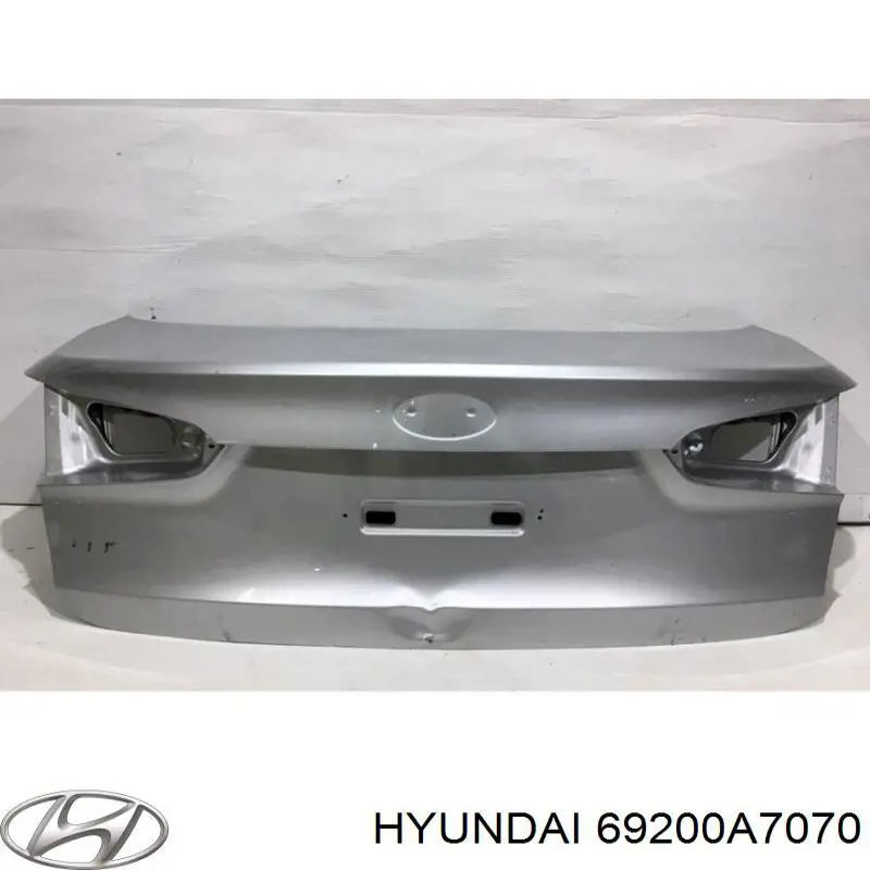 69200A7070 Hyundai/Kia Кришка багажника