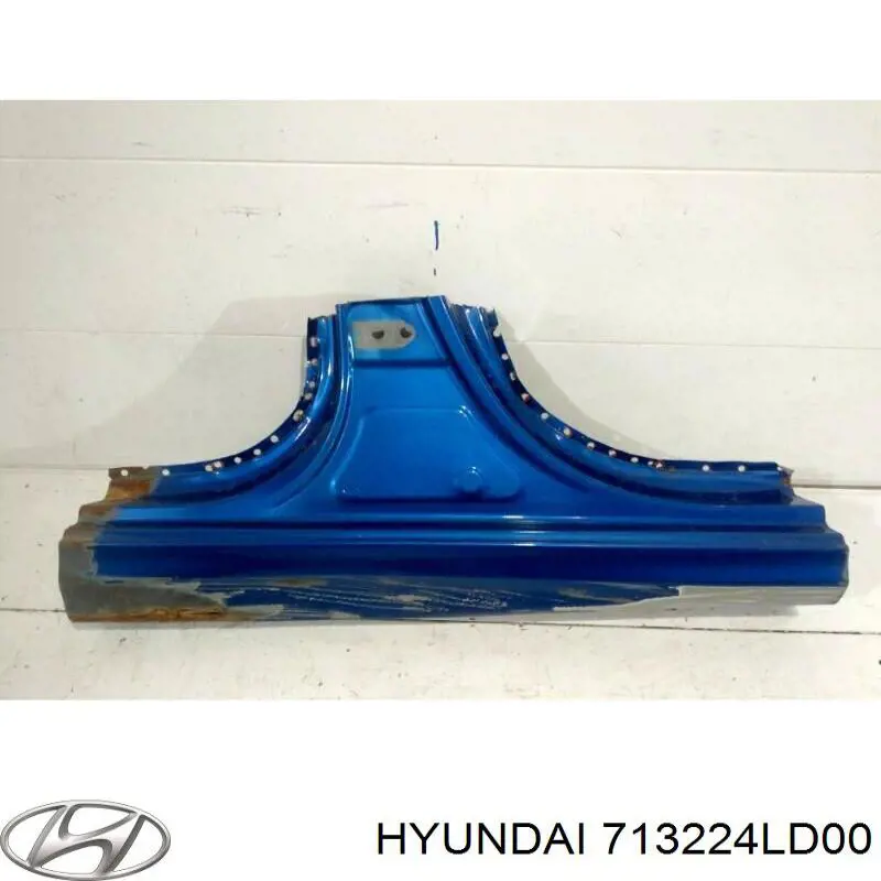 713224LD00 Hyundai/Kia Поріг зовнішній правий