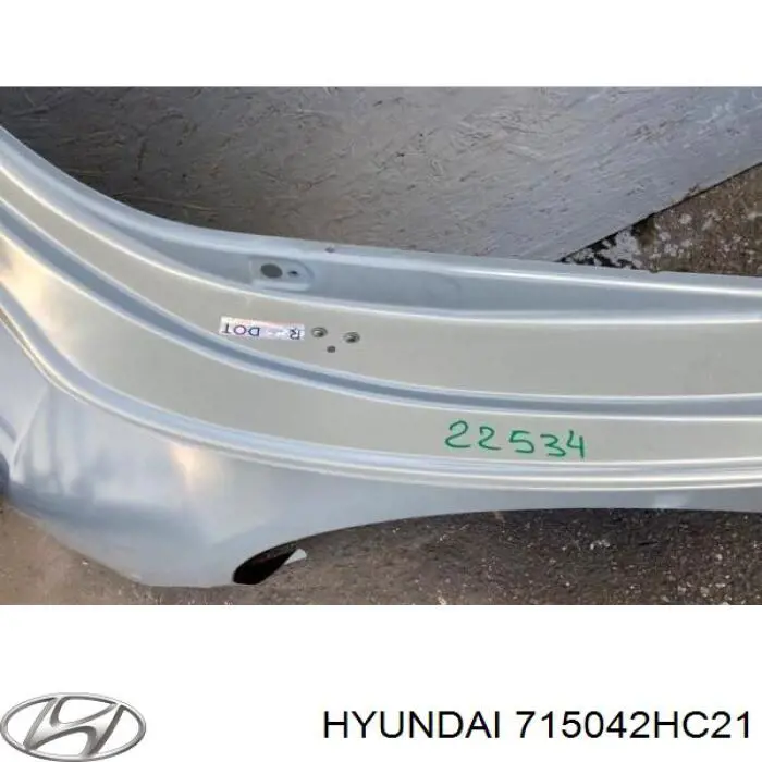 715042HC21 Hyundai/Kia Крило заднє праве