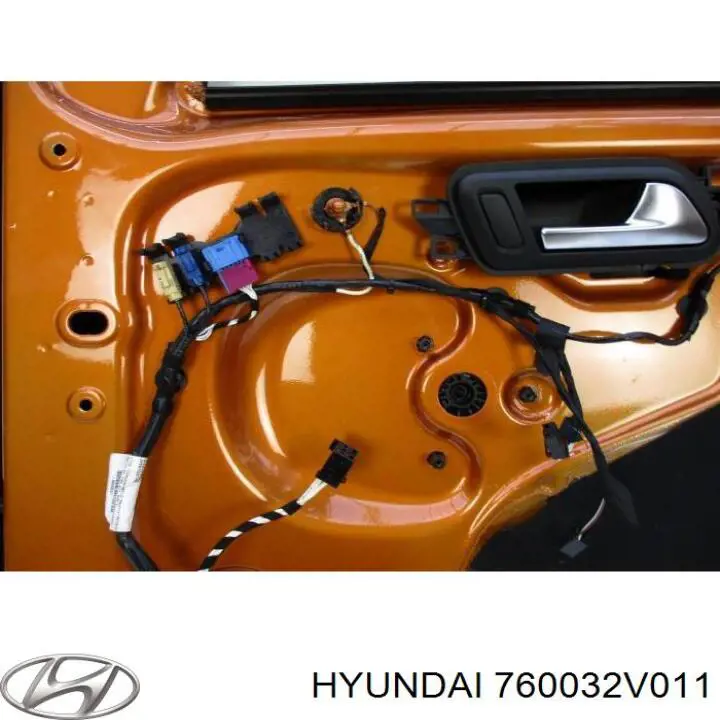 760032V011 Hyundai/Kia Дверь передня ліва