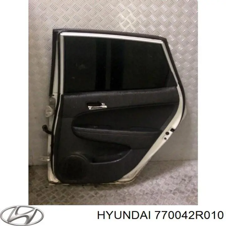 Двері задні, праві Hyundai I30 (FD) (Хендай Ай 30)