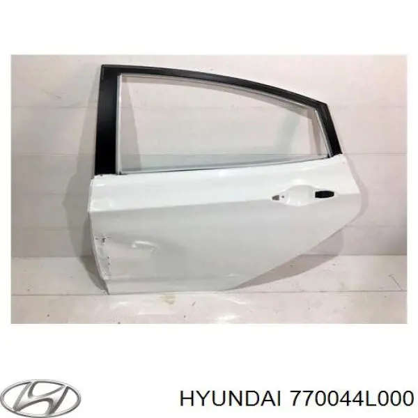 Двері задні, праві на Hyundai Solaris (SBR11)
