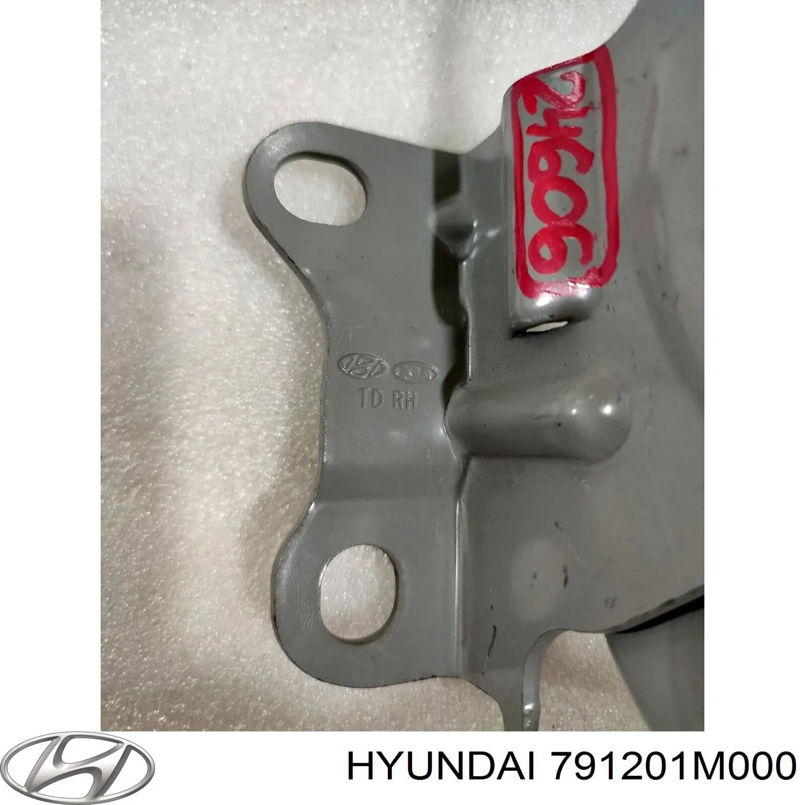791201M000 Hyundai/Kia Завіс капота, правий