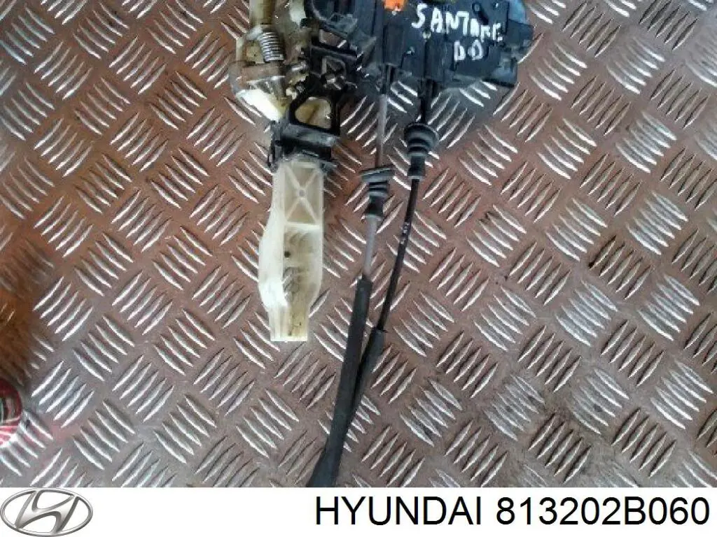 Внутрішній дверний замок Hyundai/Kia 813202B060