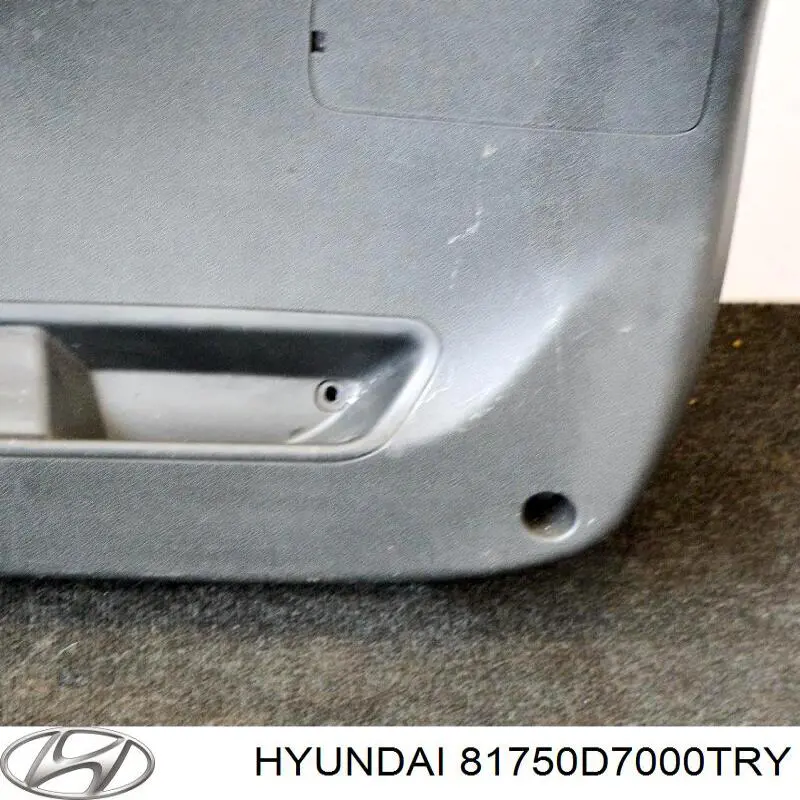 81750D7000TRY Hyundai/Kia Облицювання багажника п'ятих дверей