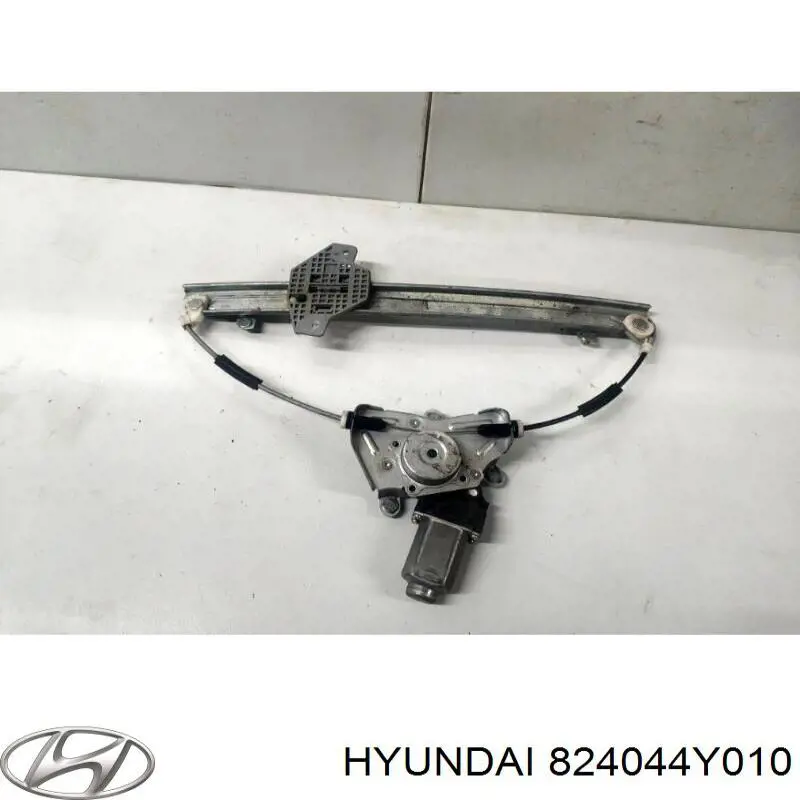 Купити 824044Y010 Hyundai/Kia 