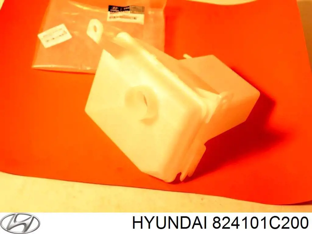 824101C200 Hyundai/Kia Скло водійських дверей