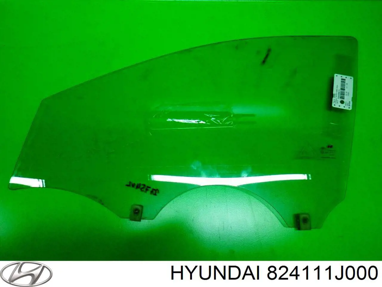 Скло передніх дверей, лівою Hyundai I20 (PB) (Хендай Ай 20)