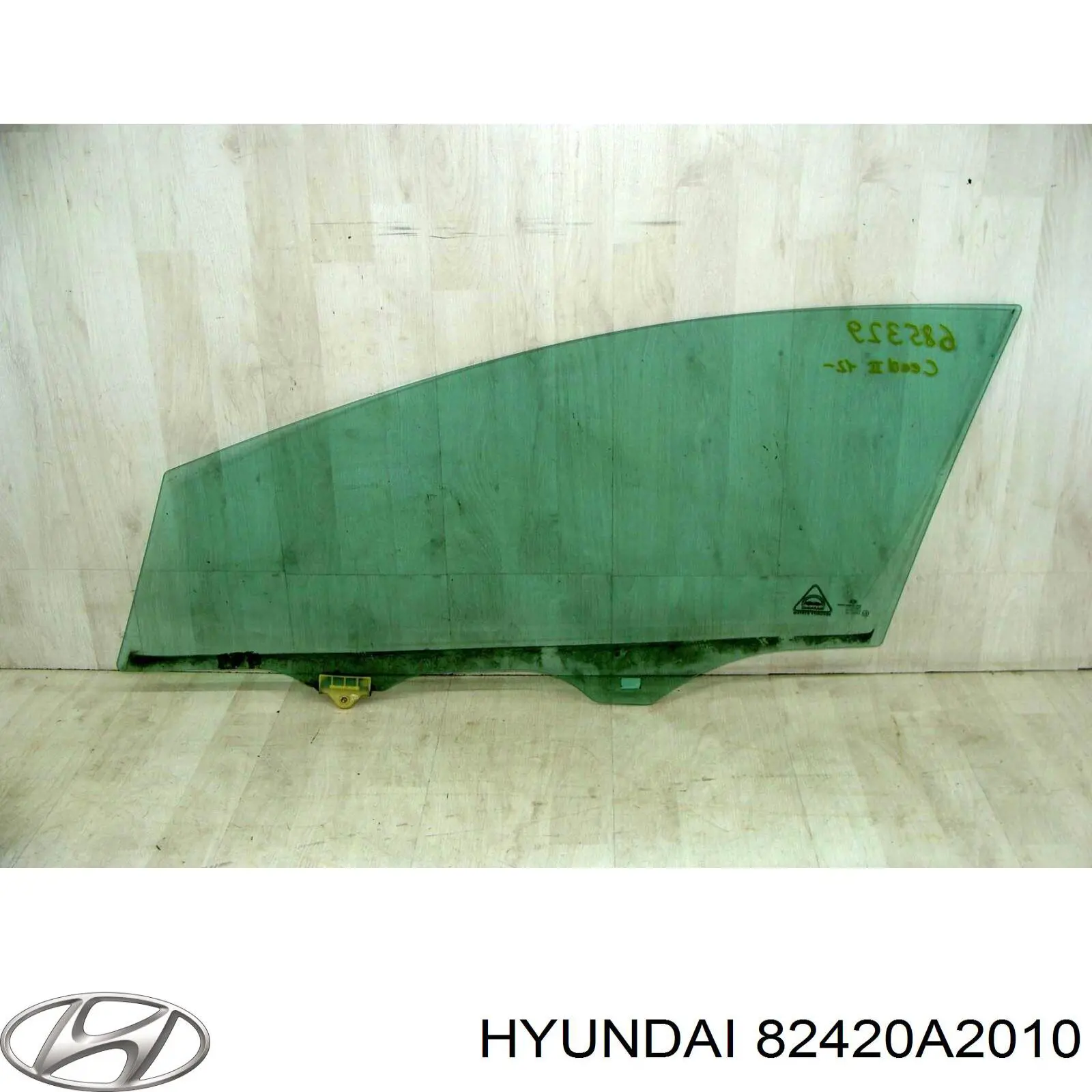 82420A2010 Hyundai/Kia скло передніх дверей, правою