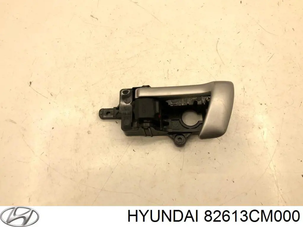 Ручка передньої двері внутрішня ліва Hyundai/Kia 82613CM000 ціна, від 9.96 USD