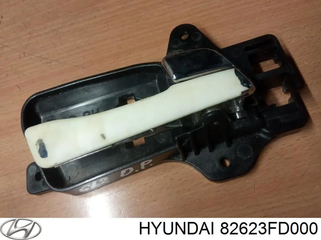  Hyundai/Kia 82623FD000 ціна, від 4.79 USD