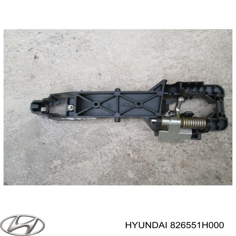 Купити 826551H000 Hyundai/Kia Тримач зовнішньої ручки дверей, лівих дверей
