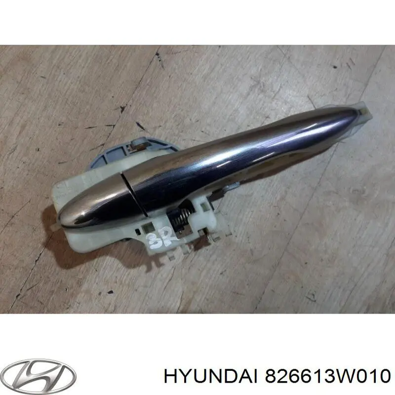 Ручка двері правою зовнішня перед/зад Hyundai/Kia 826613W010 ціна, від 4.77 USD