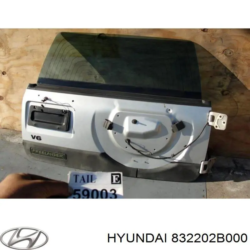 Ущільнювач скла задніх дверей правих, зовнішній (планка) Hyundai/Kia 832202B000 ціна, від 6.24 USD