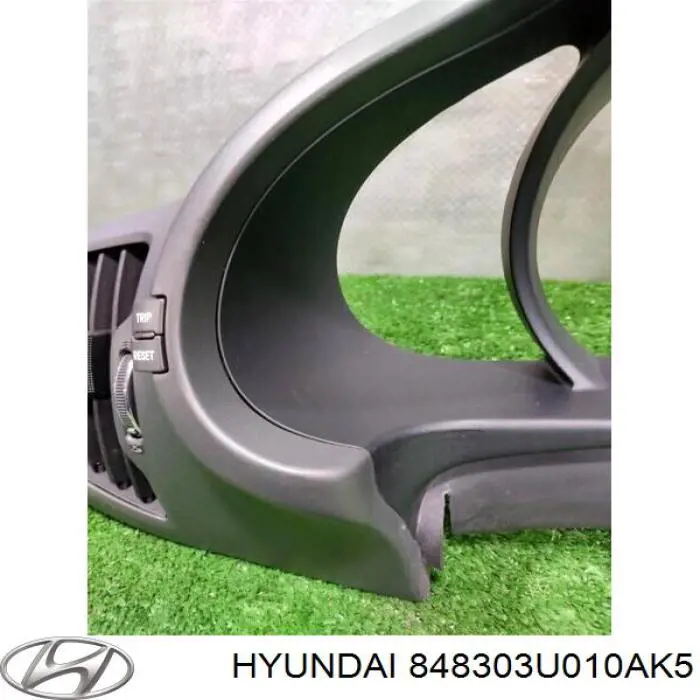 848303U010AK5 Hyundai/Kia Облицювання щитка приладів "торпедо"