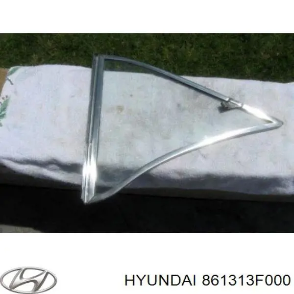 861313F000 Hyundai/Kia молдинг лобового скла, лівий