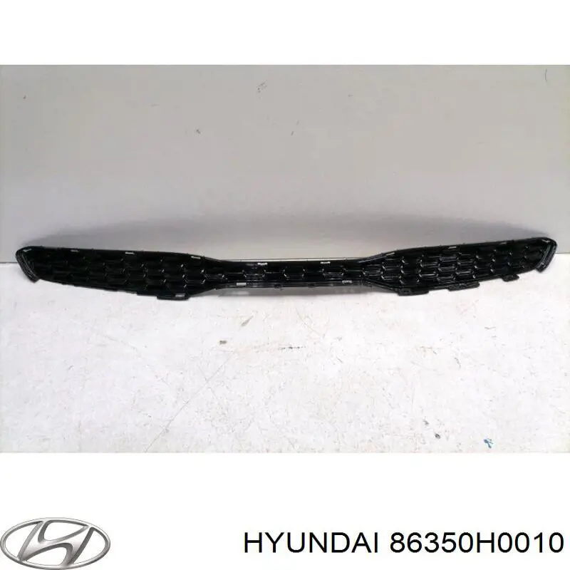 Решітка радіатора 86350H0010 Hyundai/Kia
