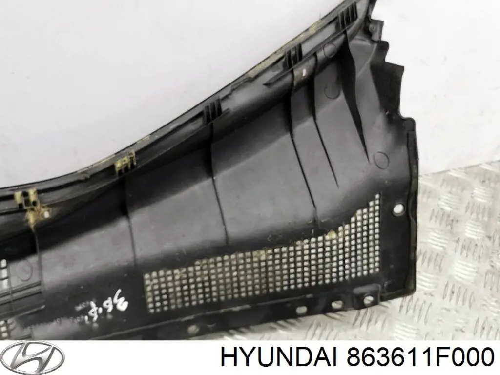 Накладка верхня передньої панелі/супорту радіатора Hyundai/Kia 863611F000 ціна, від 7.63 USD
