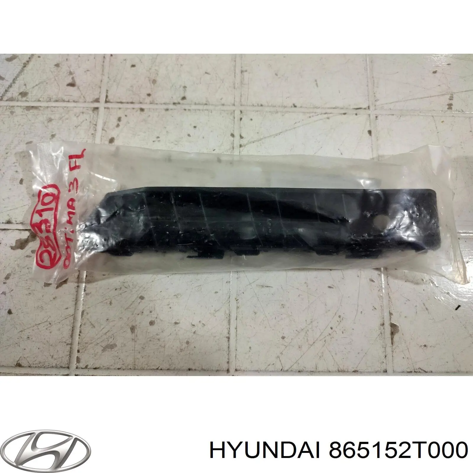 Купити 865152T000 Hyundai/Kia Кронштейн бампера переднього, зовнішній лівий