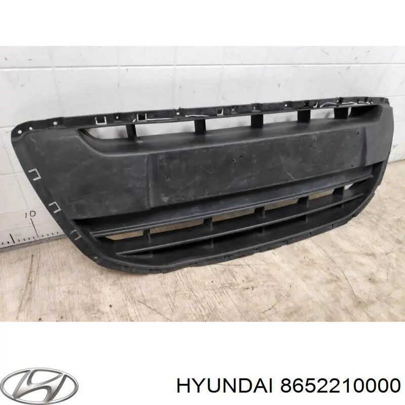 8652210000 Hyundai/Kia решітка переднього бампера