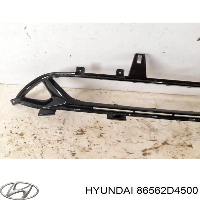 86562D4500 Hyundai/Kia Молдинг бампера переднього, центральний
