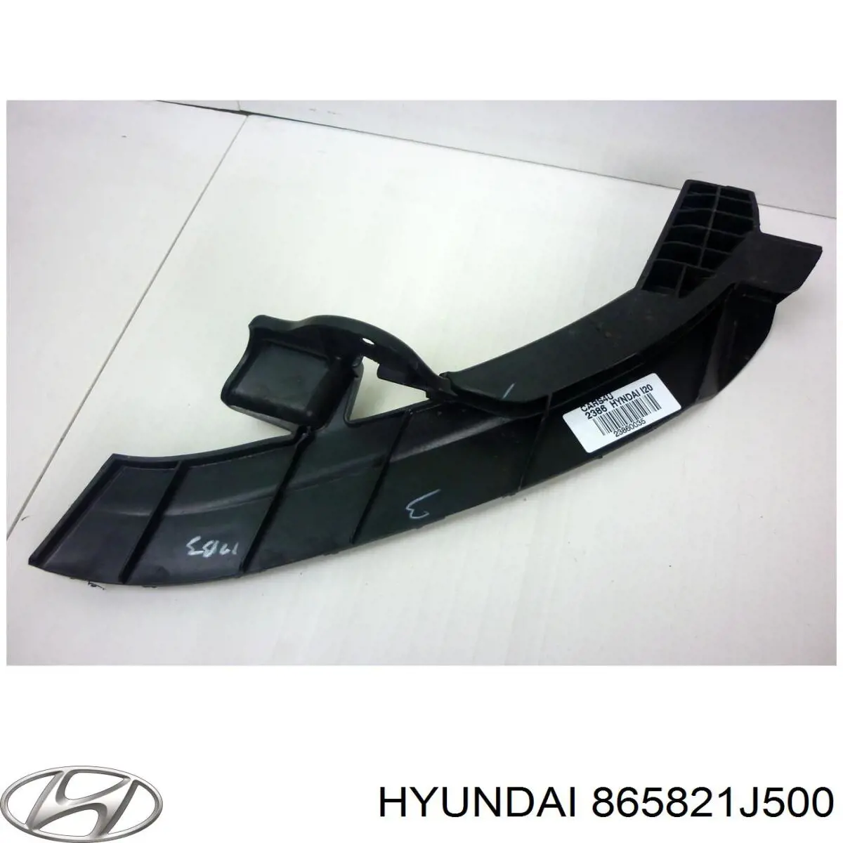 Купити 865821J500 Hyundai/Kia Кронштейн бампера переднього
