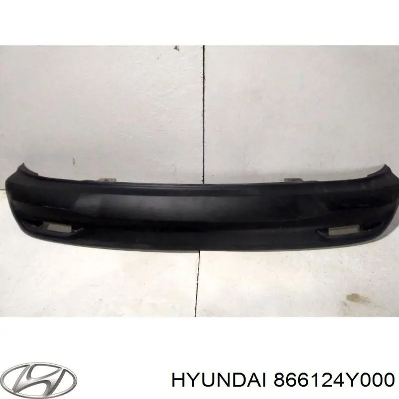 Накладка бампера заднього 866124Y000 Hyundai/Kia