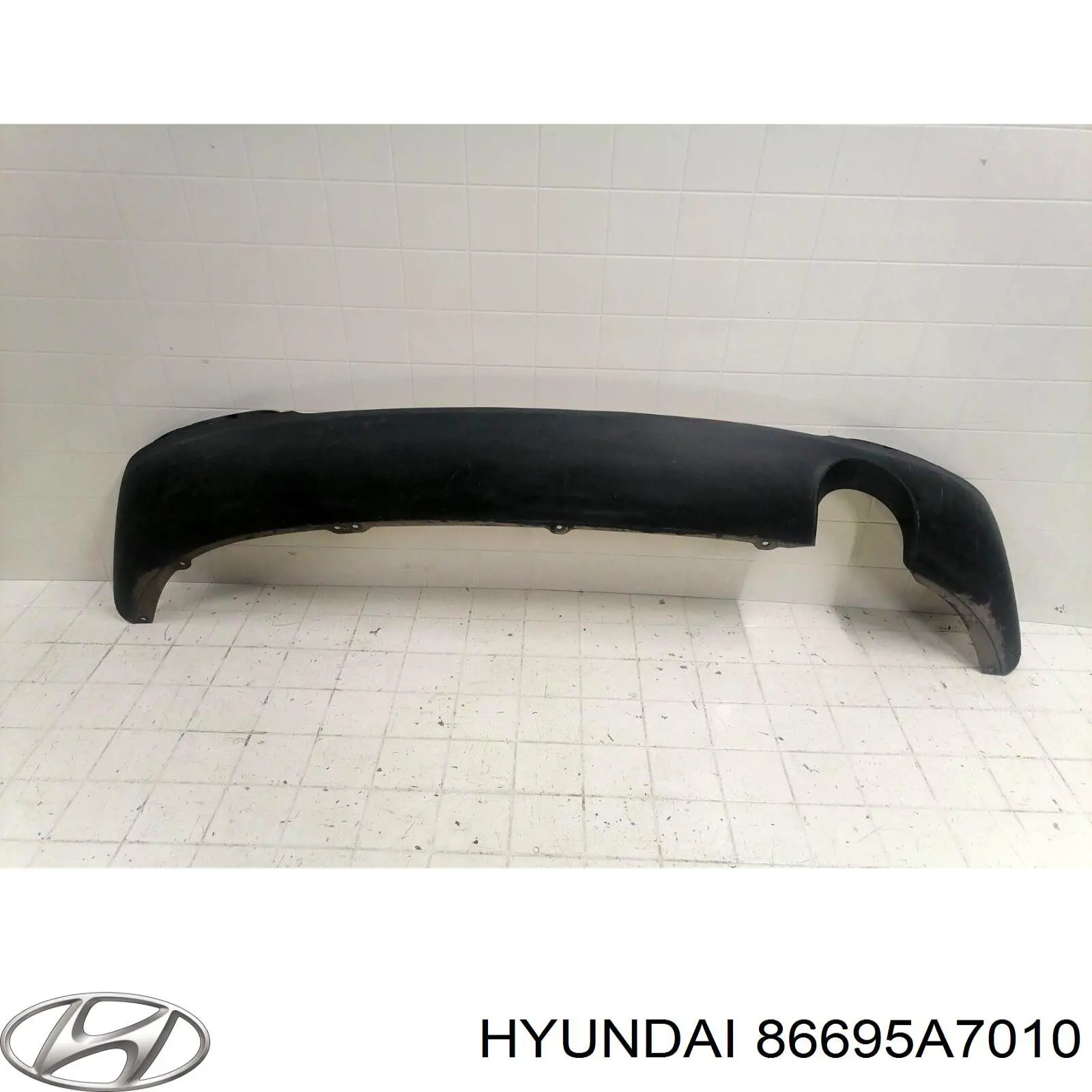 Накладка бампера заднього Hyundai/Kia 86695A7010 ціна, від 54.66 USD
