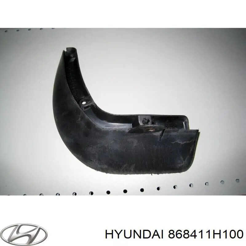868411H100 Hyundai/Kia Бризковики задній, лівий