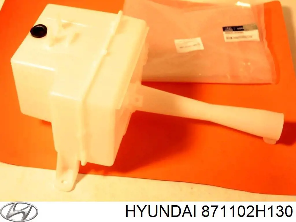Скло заднє на Hyundai Elantra (HD)