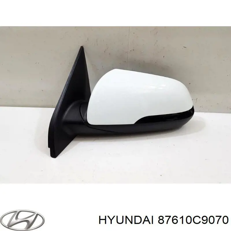 Бічне дзеркало заднього виду на Hyundai Creta 