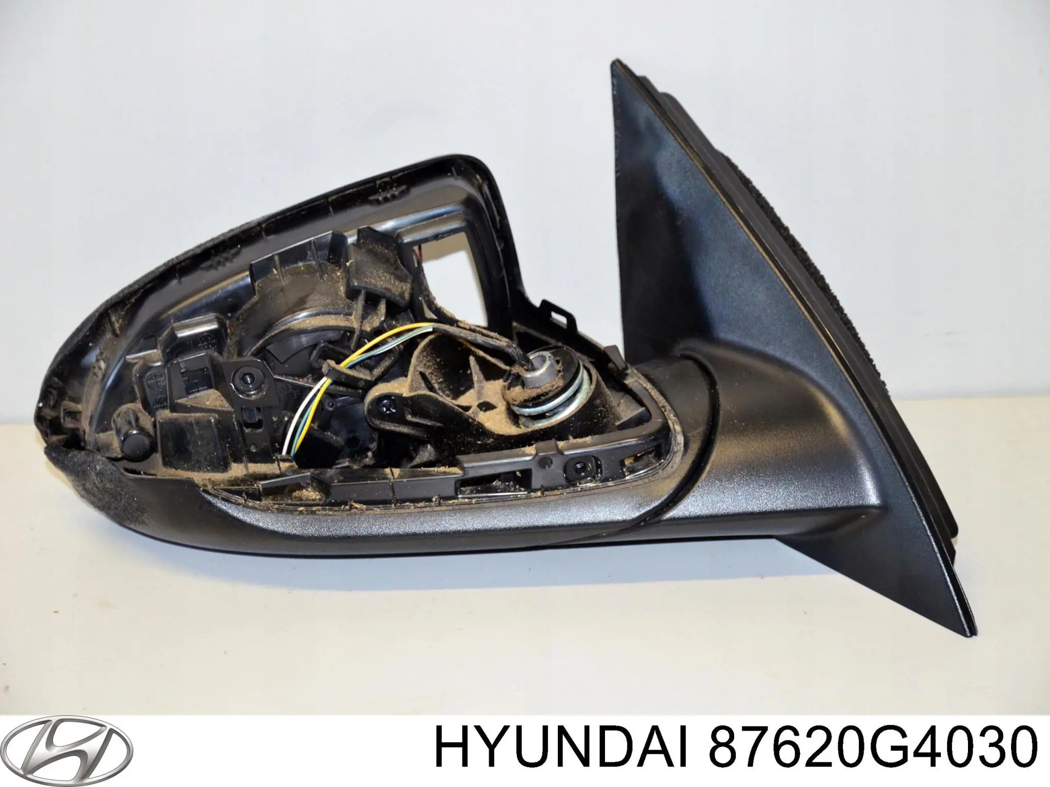 Праве бічне дзеркало Hyundai/Kia 87620G4030 ціна, від 144.76 USD
