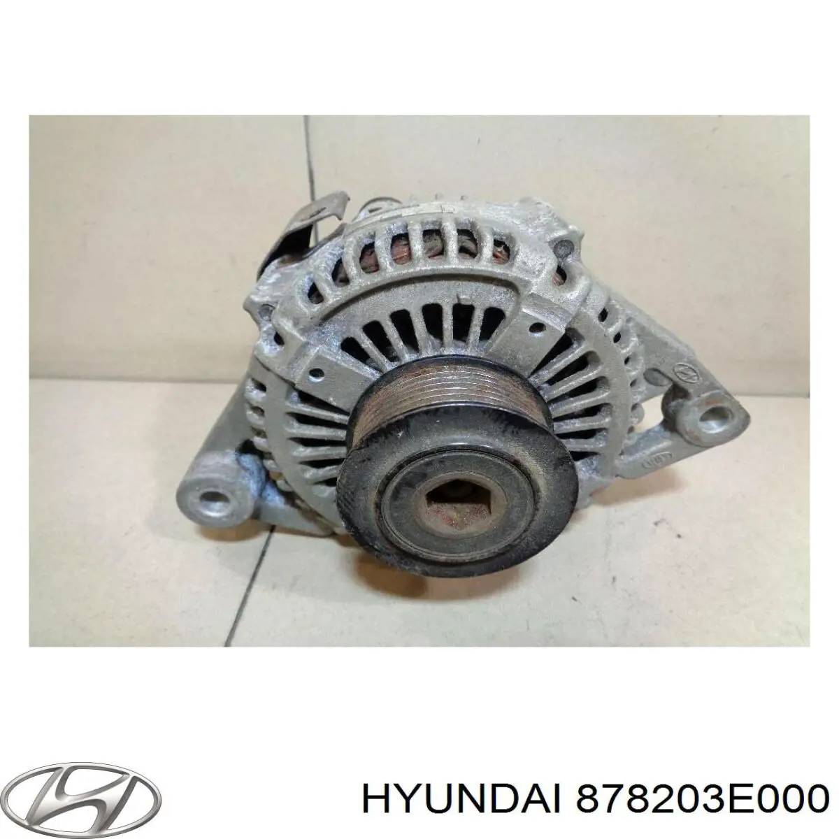 Скло багажного відсіку, праве Hyundai/Kia 878203E000 ціна, від 9.12 USD
