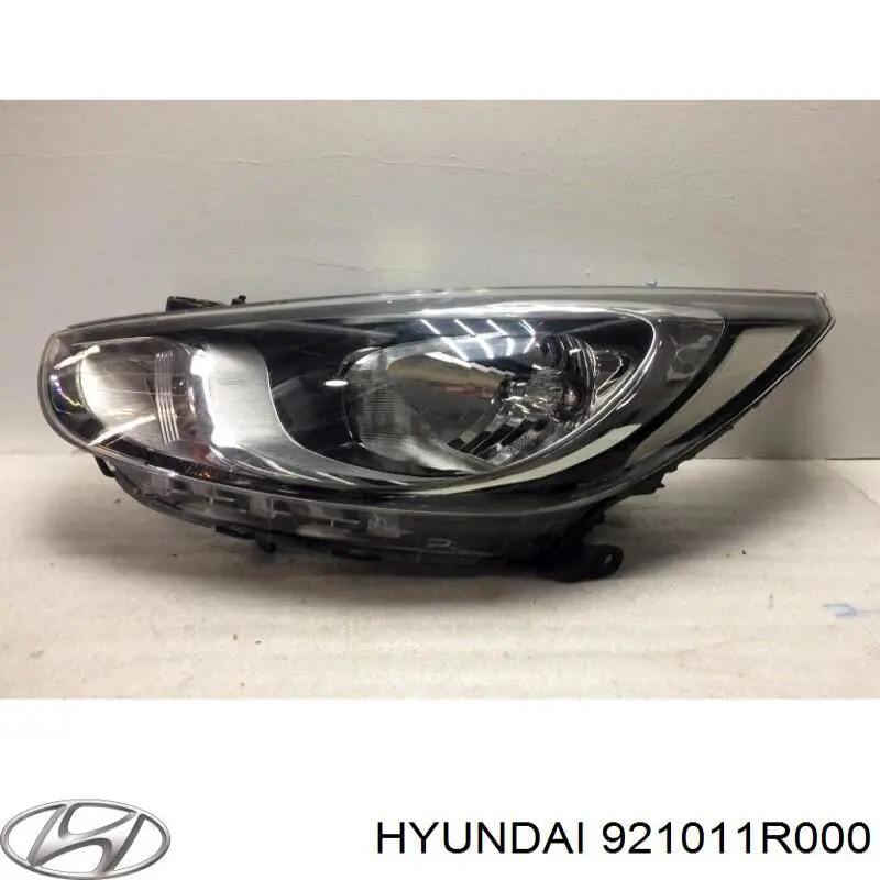 Фара ліва 921011R000 Hyundai/Kia